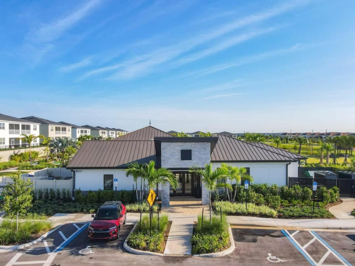Superb Thematic 2Br Condo With 2 Clubhouses Kissimmee Eksteriør billede