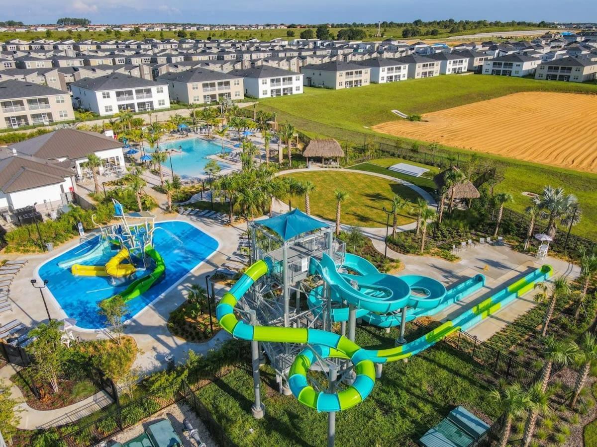 Superb Thematic 2Br Condo With 2 Clubhouses Kissimmee Eksteriør billede