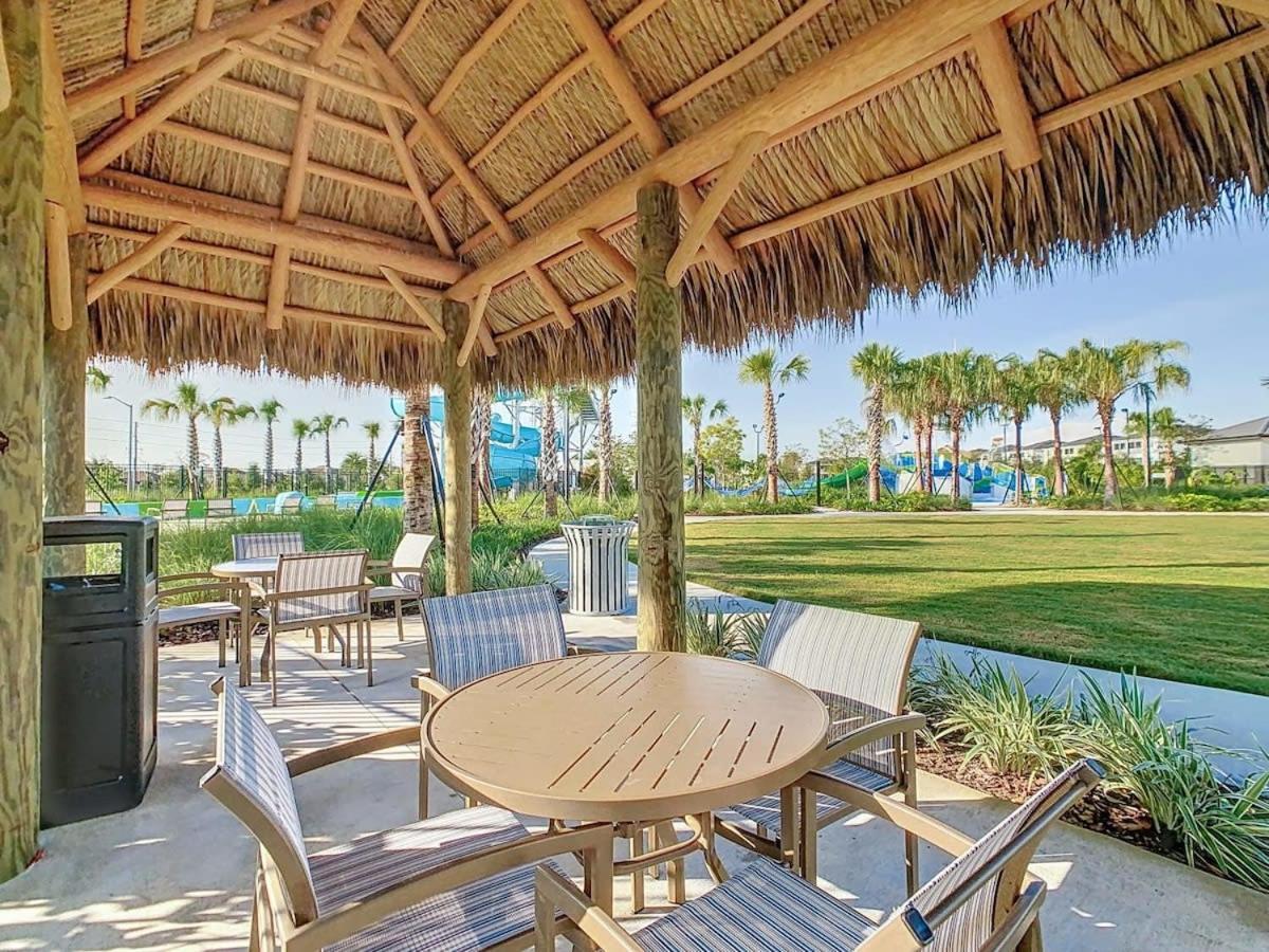 Superb Thematic 2Br Condo With 2 Clubhouses Kissimmee Eksteriør billede