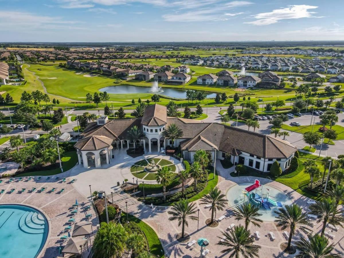 Superb Thematic 2Br Condo With 2 Clubhouses Kissimmee Eksteriør billede