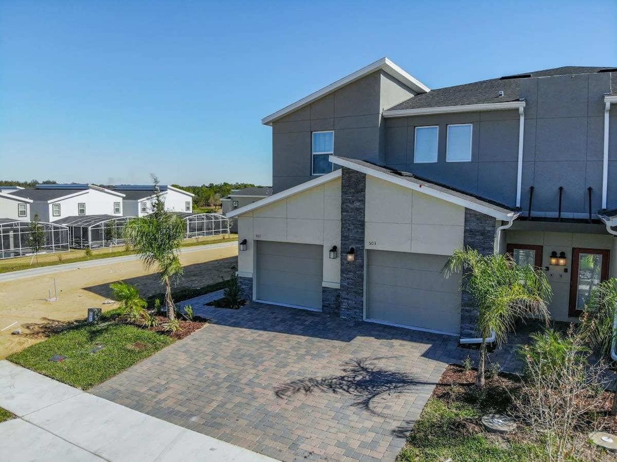 Superb Thematic 2Br Condo With 2 Clubhouses Kissimmee Eksteriør billede