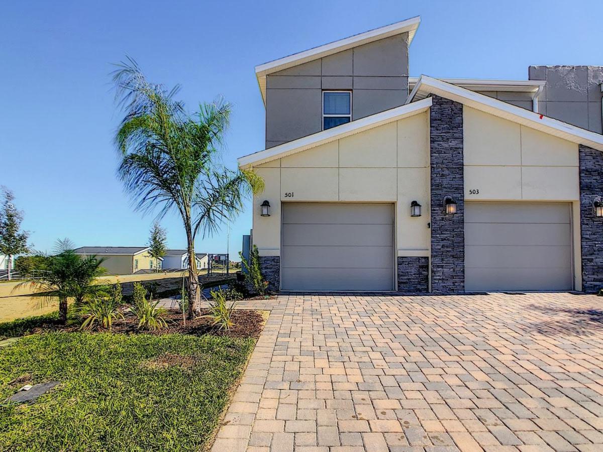 Superb Thematic 2Br Condo With 2 Clubhouses Kissimmee Eksteriør billede